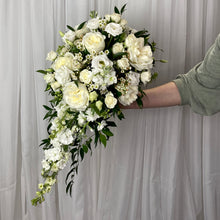 Load image into Gallery viewer, Cascade Bouquet