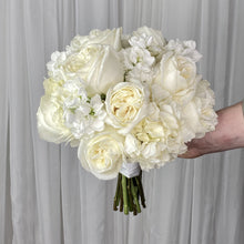 Load image into Gallery viewer, Compact Bouquets