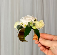 Lade das Bild in den Galerie-Viewer, Wrist Corsage
