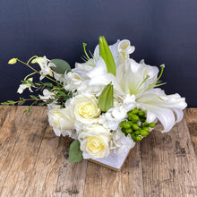 Cargar imagen en el visor de la galería, Flower Club 125 - The Blooming Idea