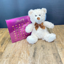 Lade das Bild in den Galerie-Viewer, Teddy Bear + Lindt Gourmet Truffles
