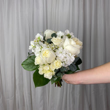 Charger l&#39;image dans la galerie, Bridesmaid Bouquet
